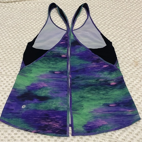Lululemon Real Quick Singlet in Rio Nights - Picture 7 of 10